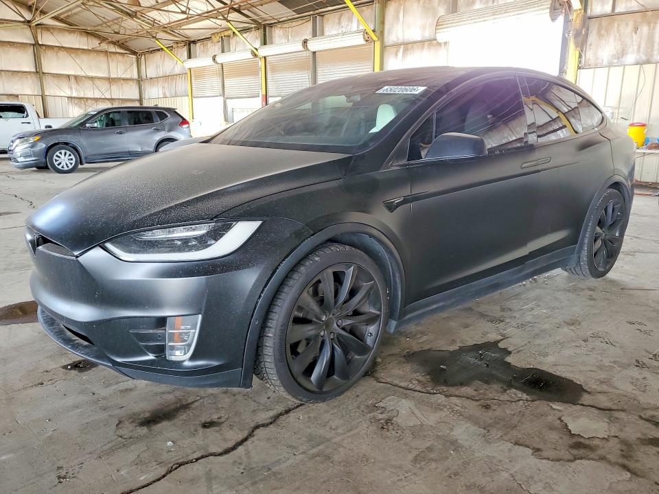 Продажа на аукционе авто 2017 Tesla Model X, vin: 5YJXCBE2XHF070503, номер лота: 65020606