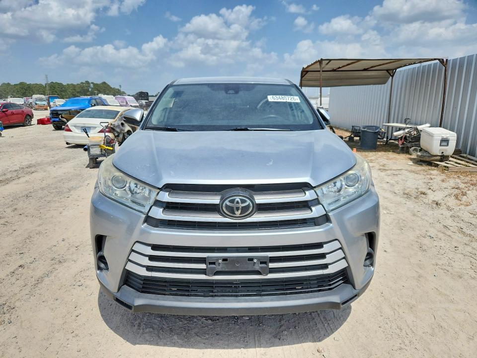 2019 Toyota Highlander მანქანა იყიდება აუქციონზე, vin: 5TDZARFH7KS054577, აუქციონის ნომერი: 63480726