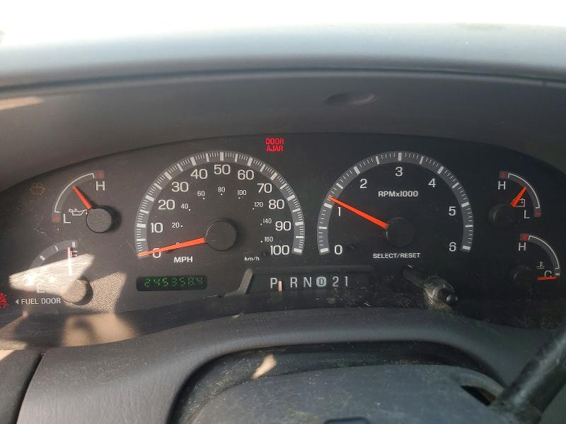 Продаж на аукціоні авто 2002 Ford Expedition, vin: 1FMFU16L22LA84616, номер лоту: 63795816