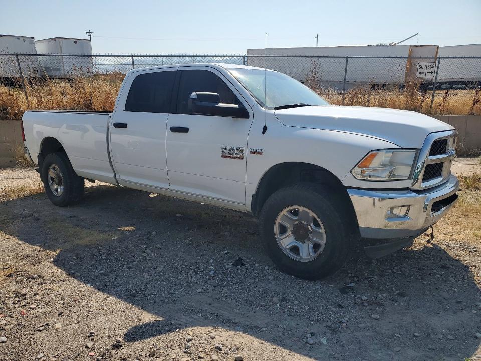 63422386 :رقم المزاد ، 3C63R3HJ2FG519127 vin ، 2015 Ram 3500 مزاد بيع