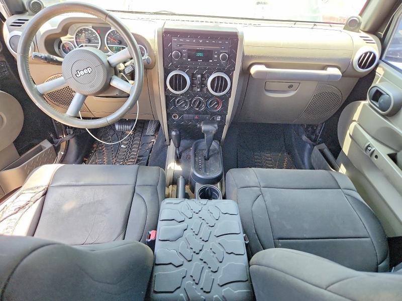 2008 Jeep Wrangler Unlimited მანქანა იყიდება აუქციონზე, vin: 1J4GA59168L525637, აუქციონის ნომერი: 63263456