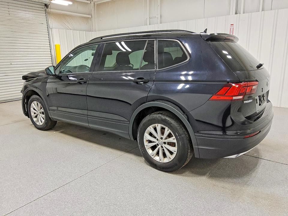 Продажа на аукционе авто 2020 Volkswagen Tiguan, vin: 3VV1B7AX7LM180681, номер лота: 64933606