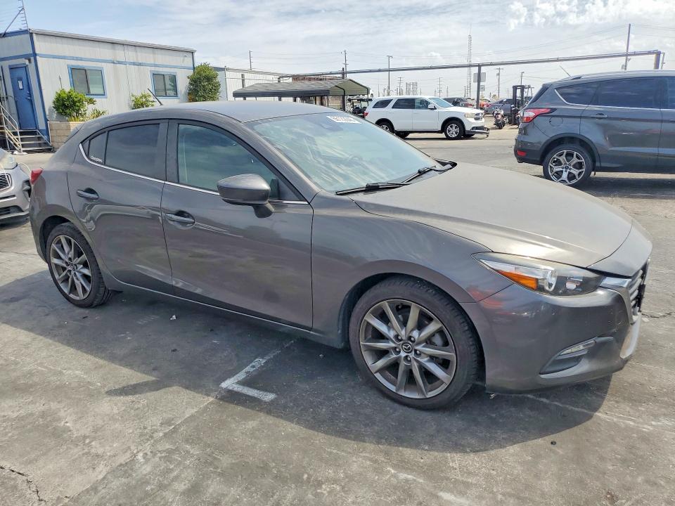 Aukcja sprzedaży 2018 Mazda 3, vin: 3MZBN1L32JM176484, numer aukcji: 66122646