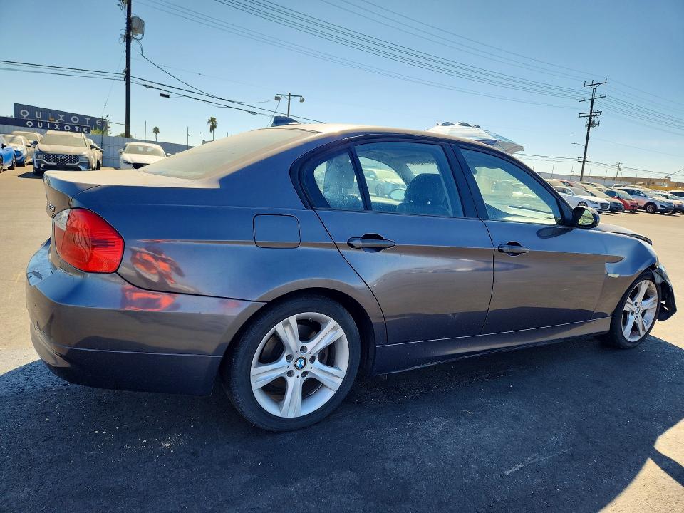 65817846 :رقم المزاد ، WBAVB13586KX40631 vin ، 2006 Bmw 325 مزاد بيع