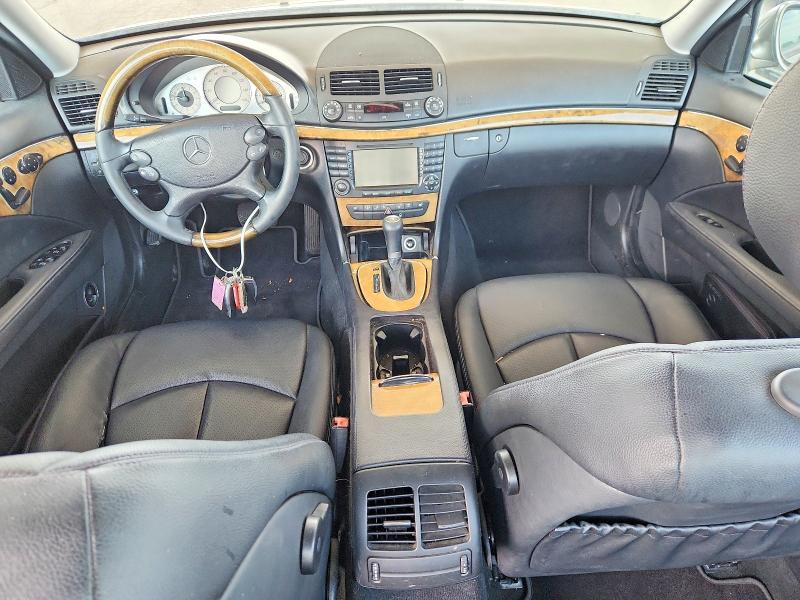 Продажа на аукционе авто 2008 Mercedes-benz E, vin: WDBUF87X18B218402, номер лота: 65647566