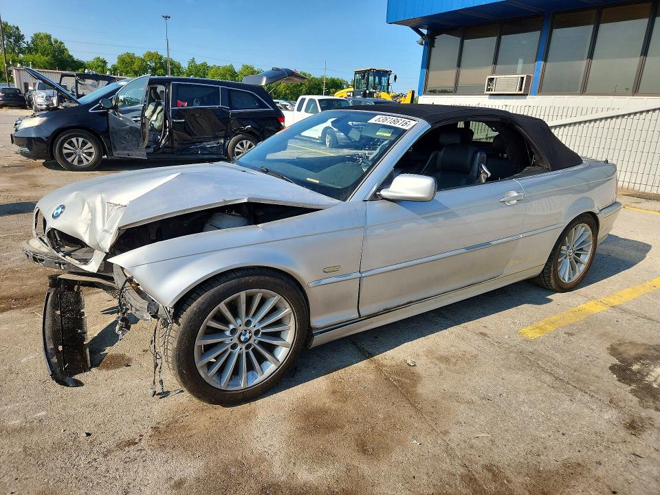 63618616 :رقم المزاد ، WBABS53401EV85680 vin ، 2001 Bmw 330 مزاد بيع