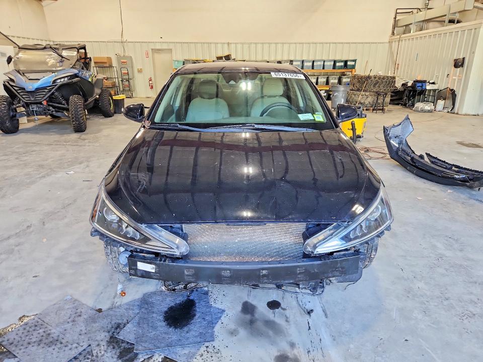 65137656 :رقم المزاد ، 5NPD74LF3LH536971 vin ، 2020 Hyundai Elantra مزاد بيع