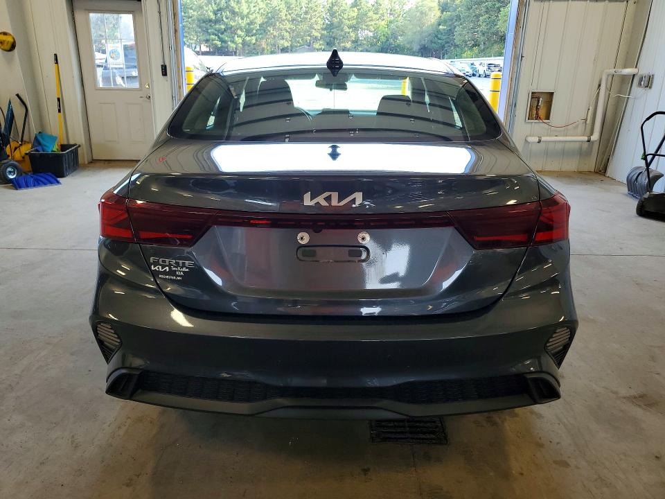 63559446 :رقم المزاد ، 3KPF24AD5PE512755 vin ، 2023 Kia Forte مزاد بيع