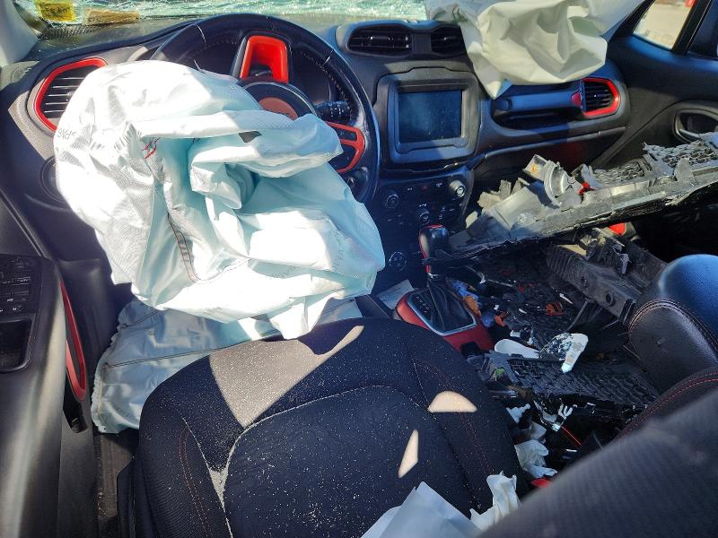 65627796 :رقم المزاد ، ZACNJBC11LPL77225 vin ، 2020 Jeep Renegade مزاد بيع