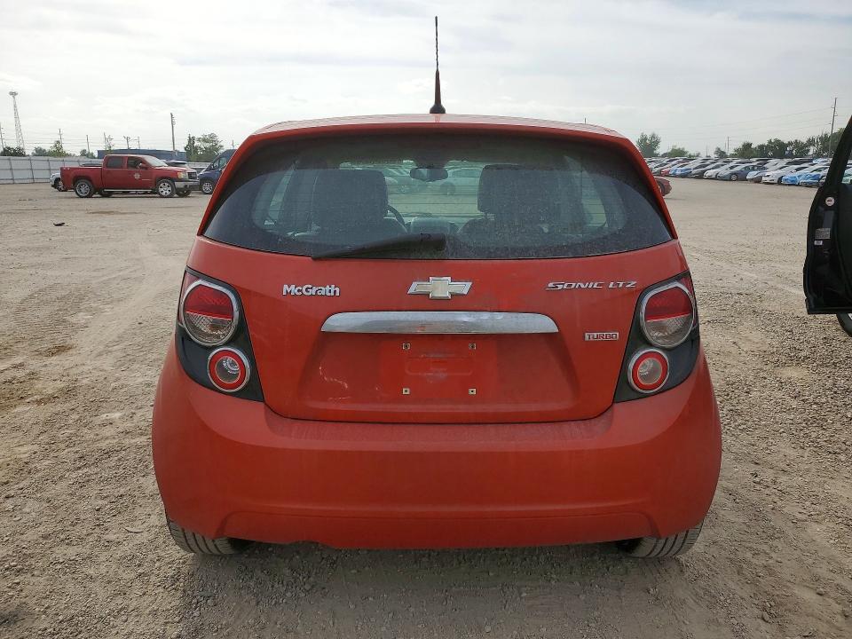 2013 Chevrolet Sonic მანქანა იყიდება აუქციონზე, vin: 1G1JE6SB1D4125457, აუქციონის ნომერი: 66981006