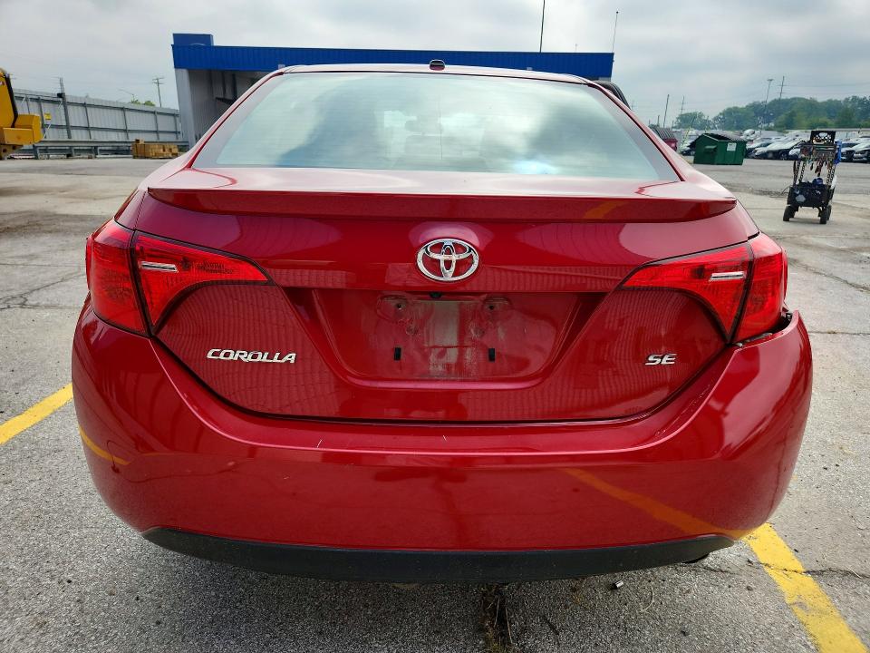 64224296 :رقم المزاد ، 2T1BURHE9HC750516 vin ، 2017 Toyota Corolla مزاد بيع