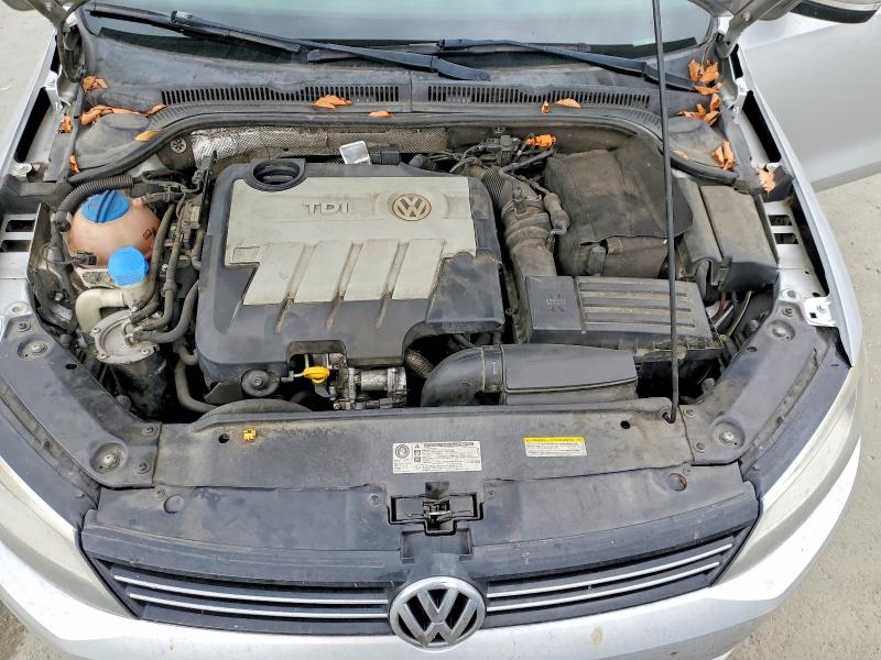 66114236 :رقم المزاد ، 3VWLL7AJ4EM294301 vin ، 2014 Volkswagen Jetta مزاد بيع