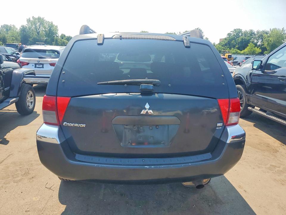 2004 Mitsubishi Endeavor მანქანა იყიდება აუქციონზე, vin: 4A4MN21S84E105126, აუქციონის ნომერი: 64505666
