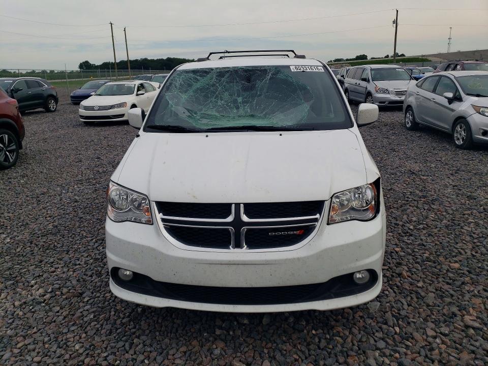 65331616 :رقم المزاد ، 2C4RDGCG2JR327150 vin ، 2018 Dodge Grand Caravan مزاد بيع