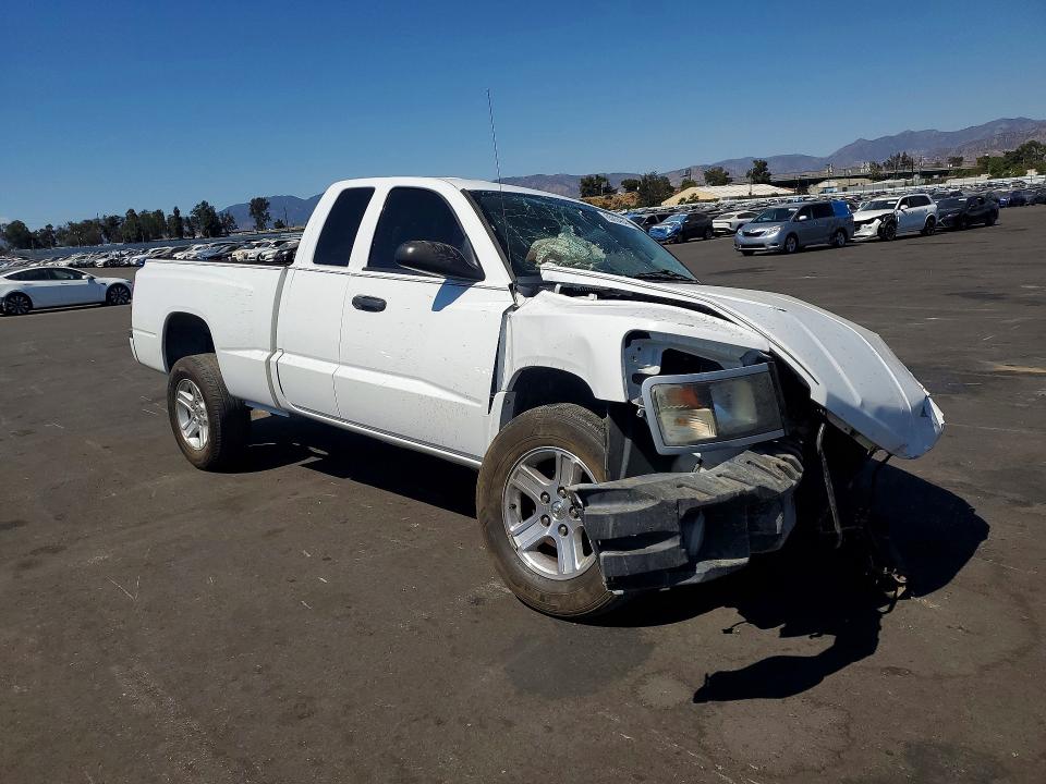 2011 Dodge Dakota მანქანა იყიდება აუქციონზე, vin: 1D7RE3BK5BS679267, აუქციონის ნომერი: 65054846