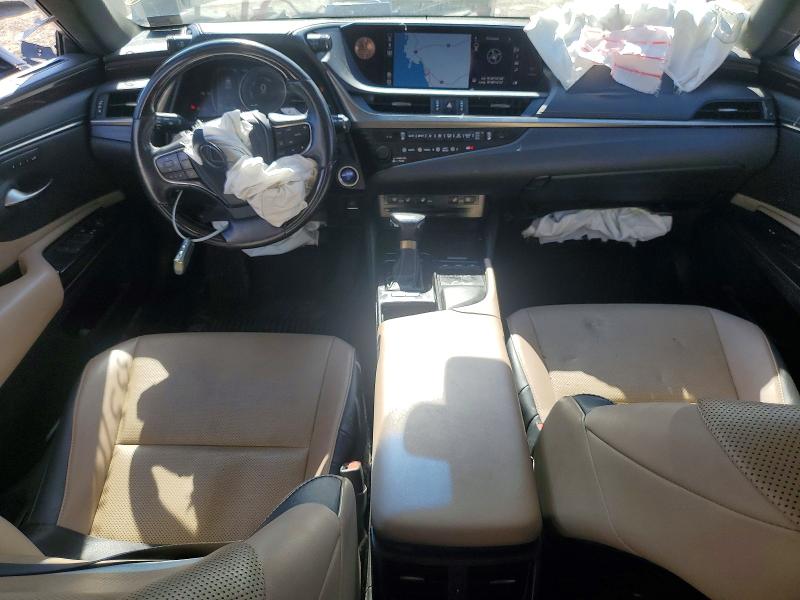63551346 :رقم المزاد ، JTHB21B11K2036557 vin ، 2019 Lexus Es مزاد بيع