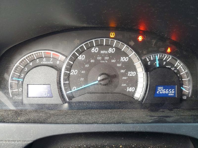 2014 Toyota Camry მანქანა იყიდება აუქციონზე, vin: 4T1BF1FK2EU734947, აუქციონის ნომერი: 62333656