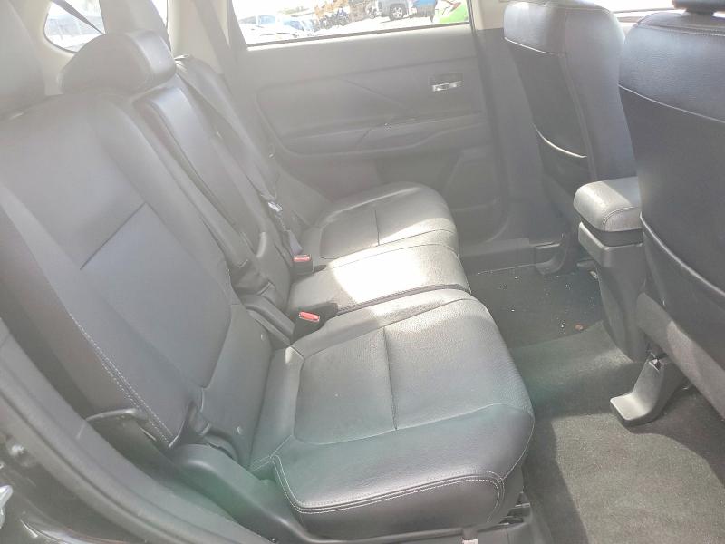 Продажа на аукционе авто 2018 Mitsubishi Outlander, vin: JA4AD3A30JZ071564, номер лота: 65487236