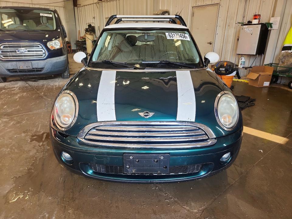 Продаж на аукціоні авто 2008 Mini Cooper, vin: WMWMF33588TU68705, номер лоту: 63170456