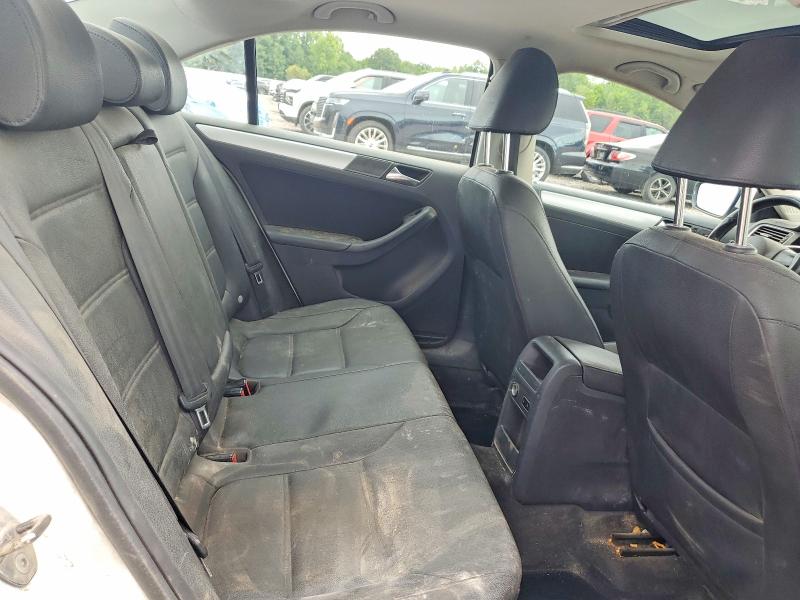 2011 Volkswagen Jetta მანქანა იყიდება აუქციონზე, vin: 3VW3L7AJXBM047490, აუქციონის ნომერი: 63790206