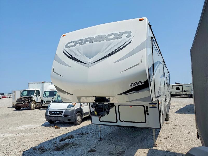 Продаж на аукціоні авто 2015 Keystone Carbon, vin: 4YDF35729FR805647, номер лоту: 63920196
