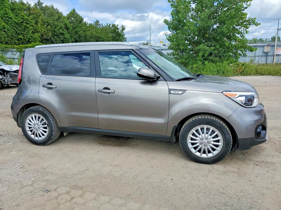 2018 Kia Soul მანქანა იყიდება აუქციონზე, vin: KNDJP3A52J7614794, აუქციონის ნომერი: 65135746