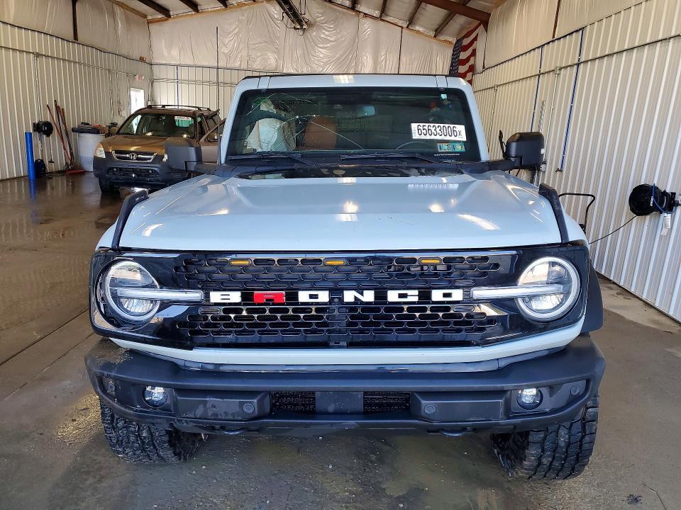 2022 Ford Bronco მანქანა იყიდება აუქციონზე, vin: 1FMEE5DP1NLB67545, აუქციონის ნომერი: 65633006