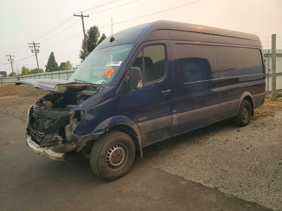Продажа на аукционе авто 2015 Mercedes-benz Sprinter, vin: WD3PE8DC3F5954640, номер лота: 63713986