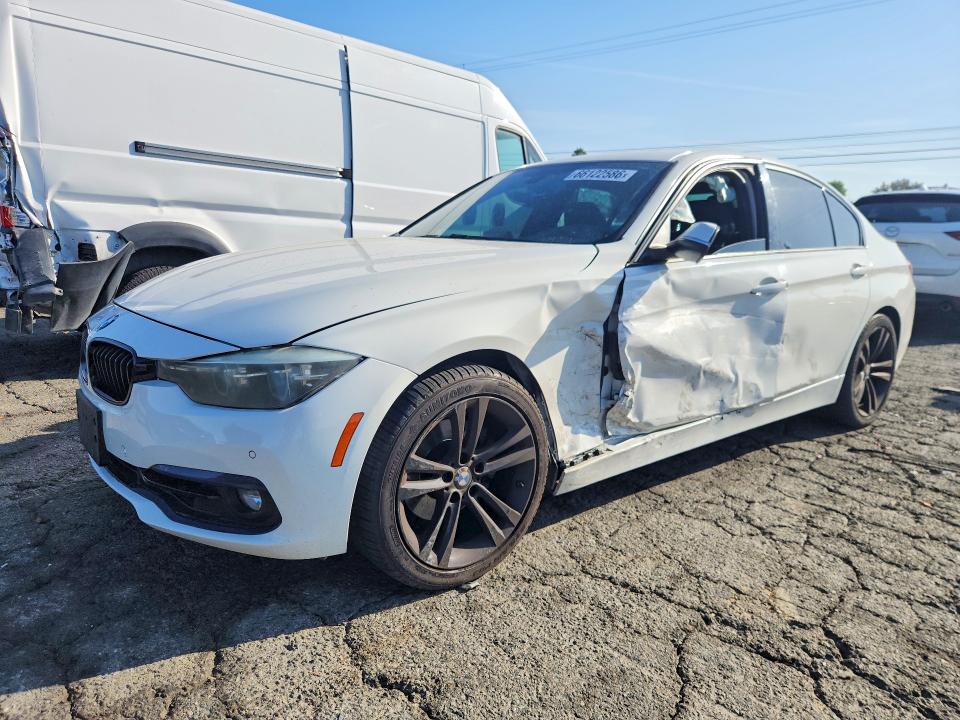 66122586 :رقم المزاد ، WBA8B9G57JNU98184 vin ، 2018 Bmw 330 مزاد بيع