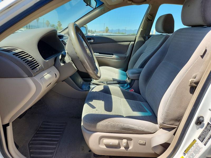 2005 Toyota Camry მანქანა იყიდება აუქციონზე, vin: 4T1BE30K25U388678, აუქციონის ნომერი: 65752056