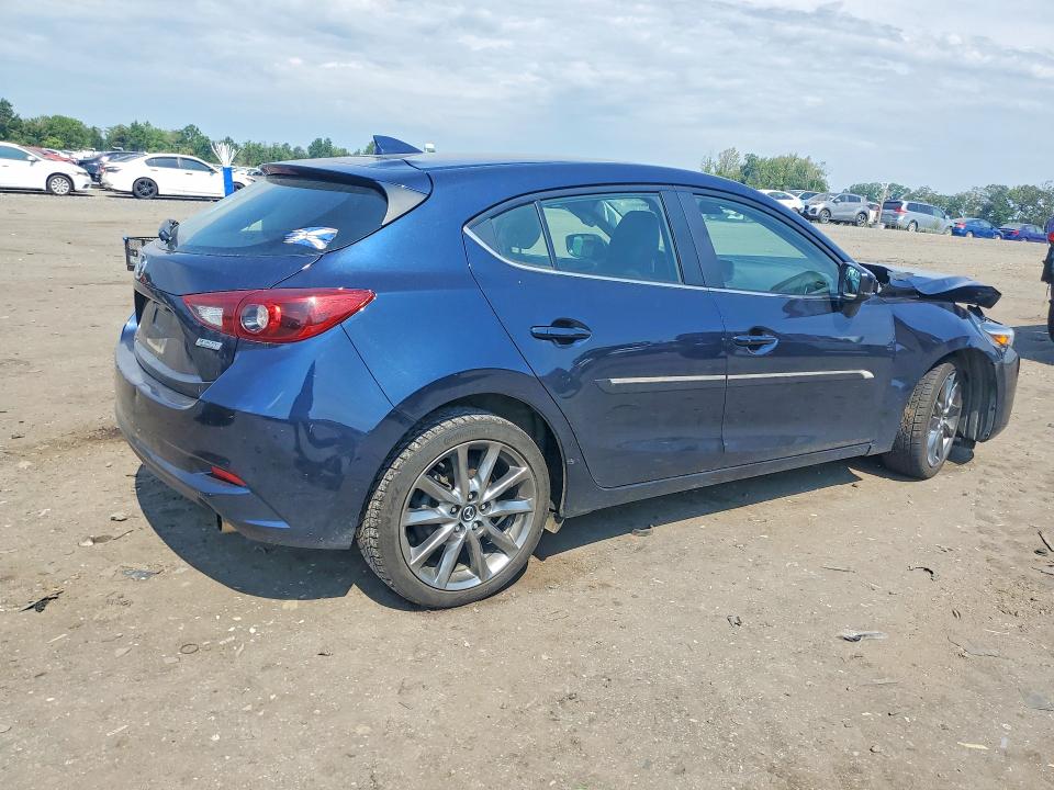 Aukcja sprzedaży 2018 Mazda 3, vin: 3MZBN1M31JM253585, numer aukcji: 64988486
