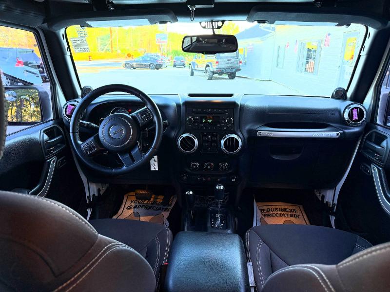 64137816 :رقم المزاد ، 1C4BJWEG5EL105525 vin ، 2014 Jeep Wrangler Unlimited مزاد بيع