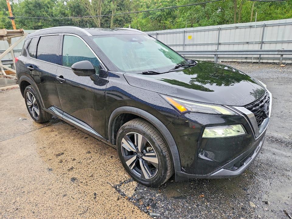 64313646 :رقم المزاد ، 5N1BT3CB2PC812788 vin ، 2023 Nissan Rogue مزاد بيع