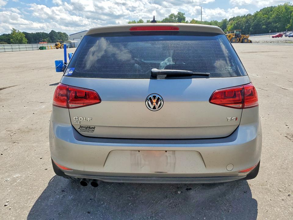 65728576 :رقم المزاد ، 3VW217AU0GM023489 vin ، 2016 Volkswagen Golf مزاد بيع