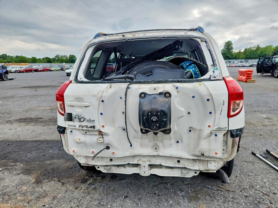 2008 Toyota Rav4 მანქანა იყიდება აუქციონზე, vin: JTMBD33V385200973, აუქციონის ნომერი: 63941096