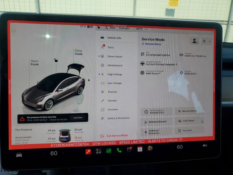 2022 Tesla Model 3 მანქანა იყიდება აუქციონზე, vin: 5YJ3E1EA9NF238704, აუქციონის ნომერი: 64091066