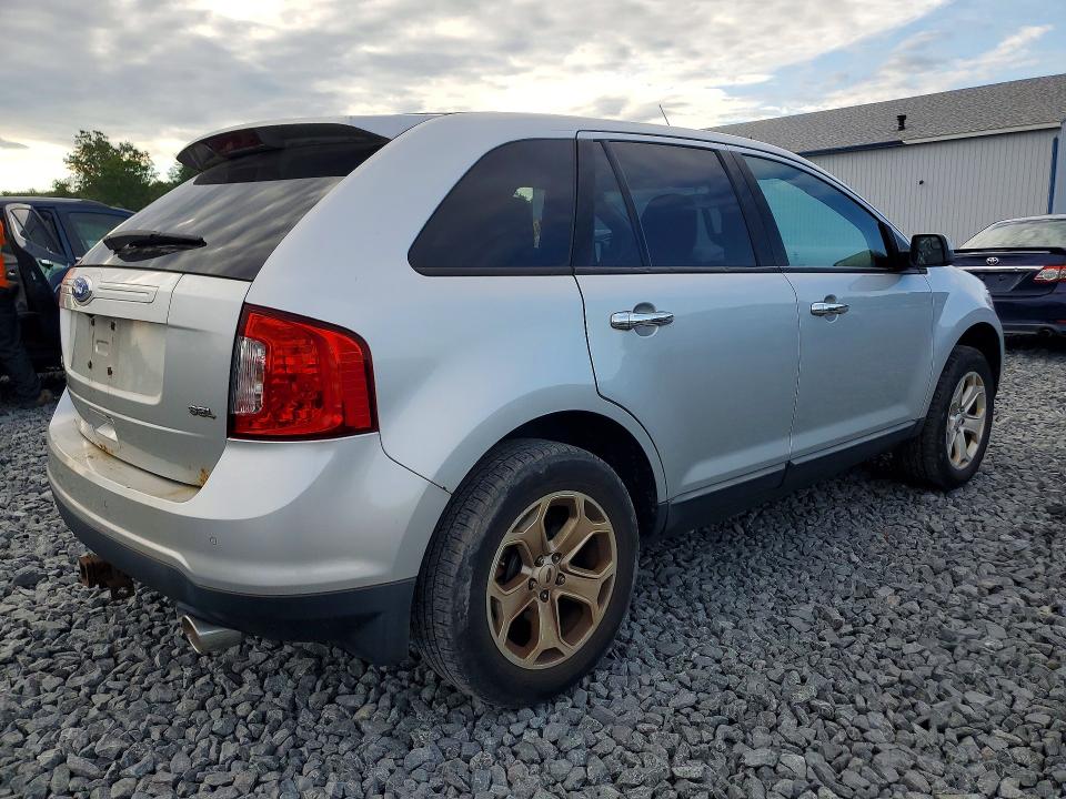 64446266 :رقم المزاد ، 2FMDK3JC0BBB02837 vin ، 2011 Ford Edge مزاد بيع