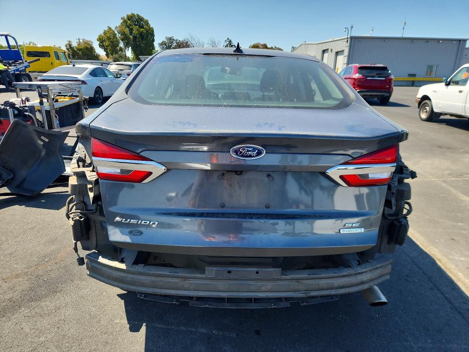2020 Ford Fusion მანქანა იყიდება აუქციონზე, vin: 3FA6P0HD2LR149484, აუქციონის ნომერი: 64823336