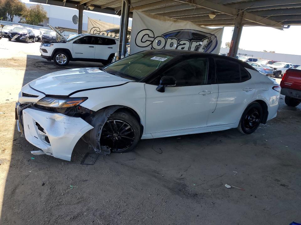 Продаж на аукціоні авто 2023 Toyota Camry, vin: 4T1K61AKXPU157580, номер лоту: 63308156