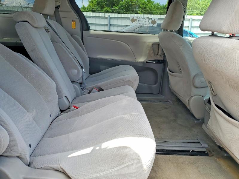 Продажа на аукционе авто 2014 Toyota Sienna, vin: 5TDKK3DC3ES473999, номер лота: 63713216