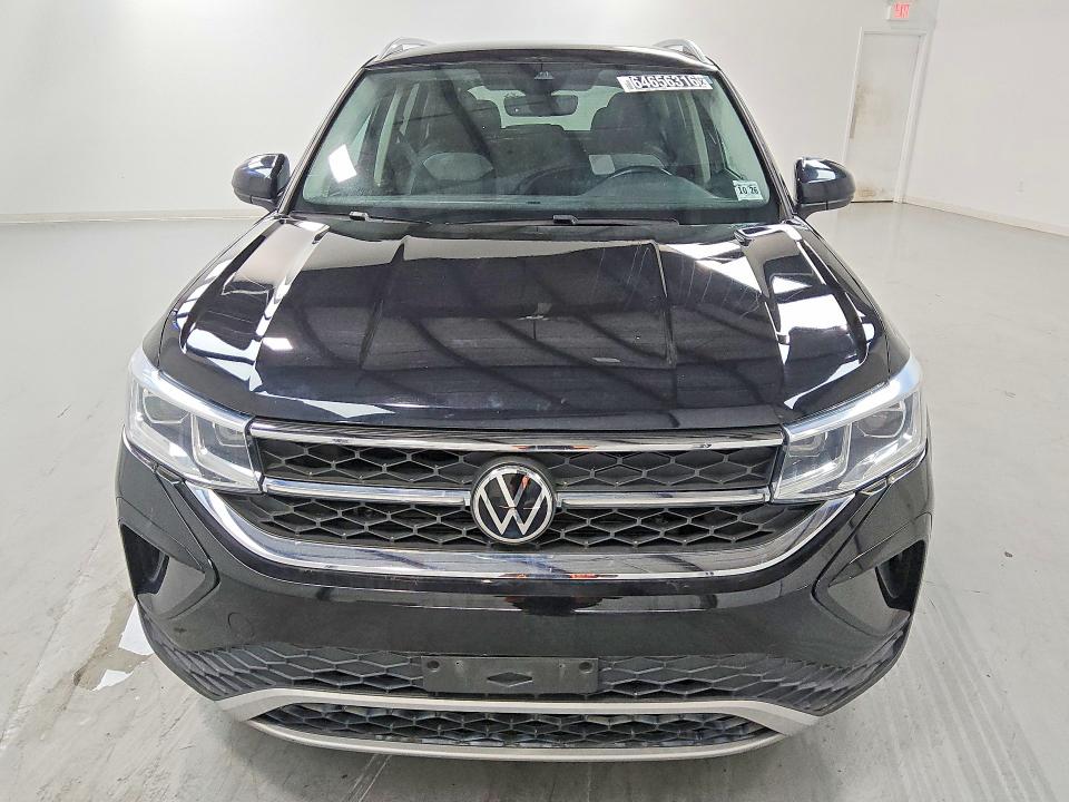 64656316 :رقم المزاد ، 3VVJX7B21NM025082 vin ، 2022 Volkswagen Taos مزاد بيع
