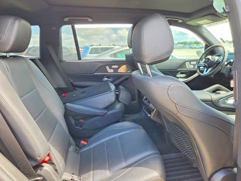 64580806 :رقم المزاد ، 4JGFF5KE0NA721074 vin ، 2022 Mercedes-benz Gls مزاد بيع