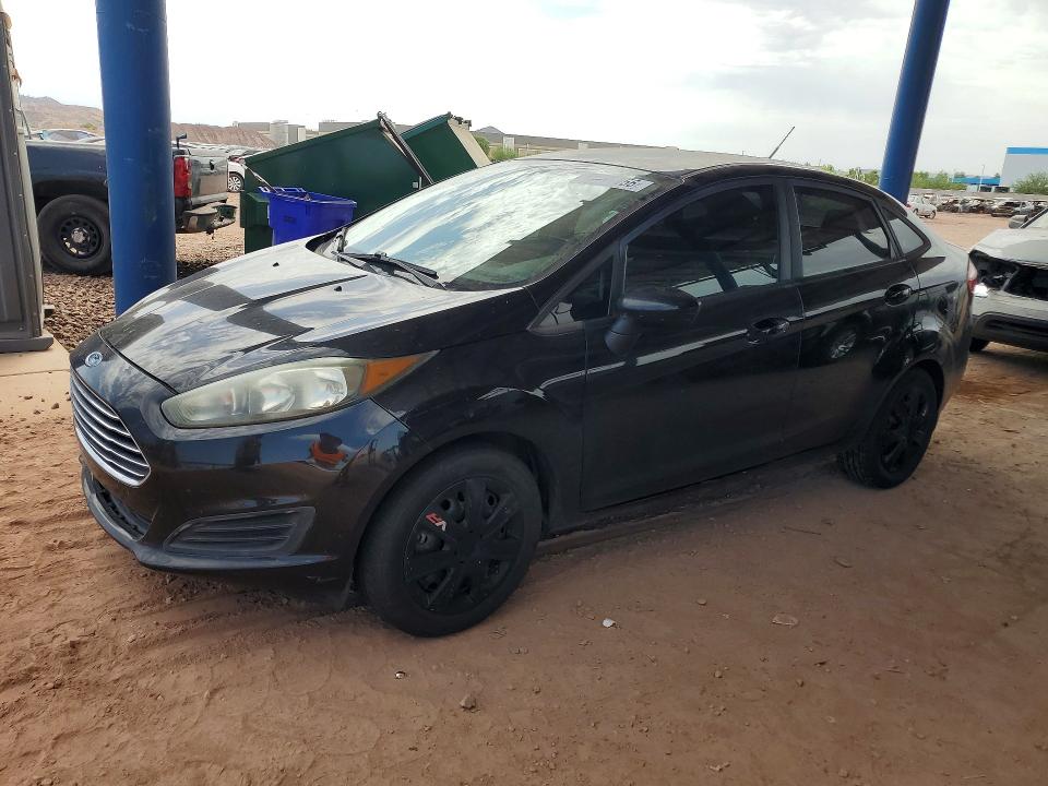 63477156 :رقم المزاد ، 3FADP4AJ4FM161992 vin ، 2015 Ford Fiesta مزاد بيع