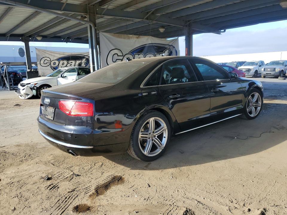 Продажа на аукционе авто 2013 Audi A8, vin: WAUAGAFD7DN018727, номер лота: 64240386