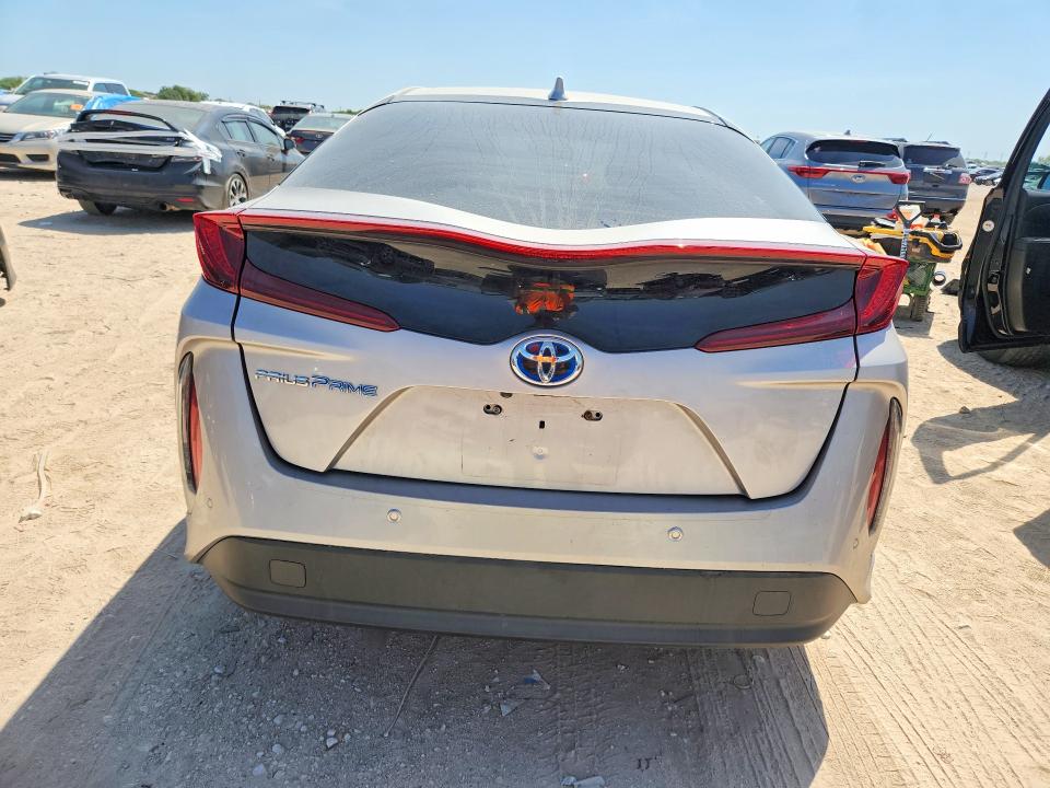 65675146 :رقم المزاد ، JTDKARFP9J3084401 vin ، 2018 Toyota Prius Prime مزاد بيع