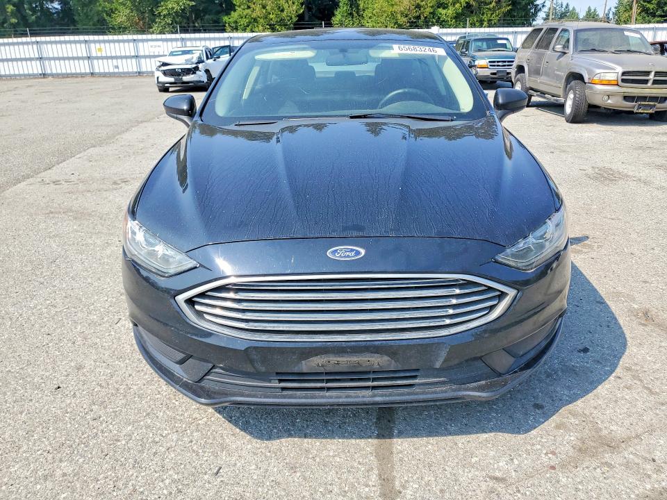 65683246 :رقم المزاد ، 3FA6P0LU7HR348075 vin ، 2017 Ford Fusion مزاد بيع