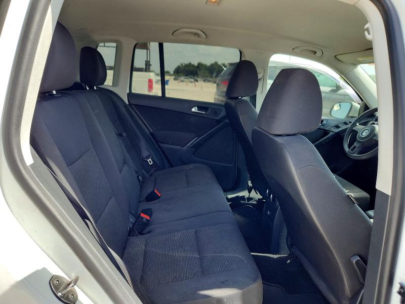 Продаж на аукціоні авто 2018 Volkswagen Tiguan Limited, vin: WVGAV7AX4JK005231, номер лоту: 63374866