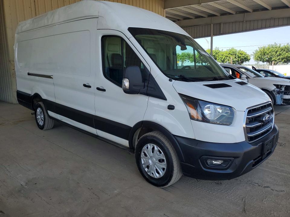64972306 :رقم المزاد ، 1FTBW3X8XLKA45721 vin ، 2020 Ford Transit مزاد بيع