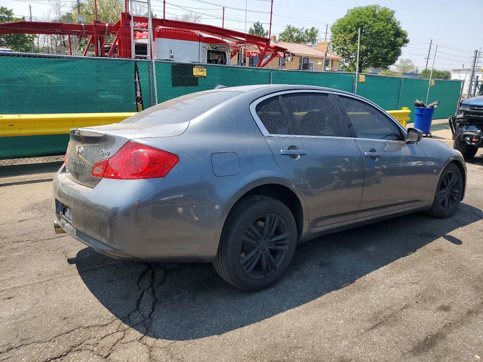 2015 Infiniti Q40 მანქანა იყიდება აუქციონზე, vin: JN1CV6AR8FM520501, აუქციონის ნომერი: 63281036
