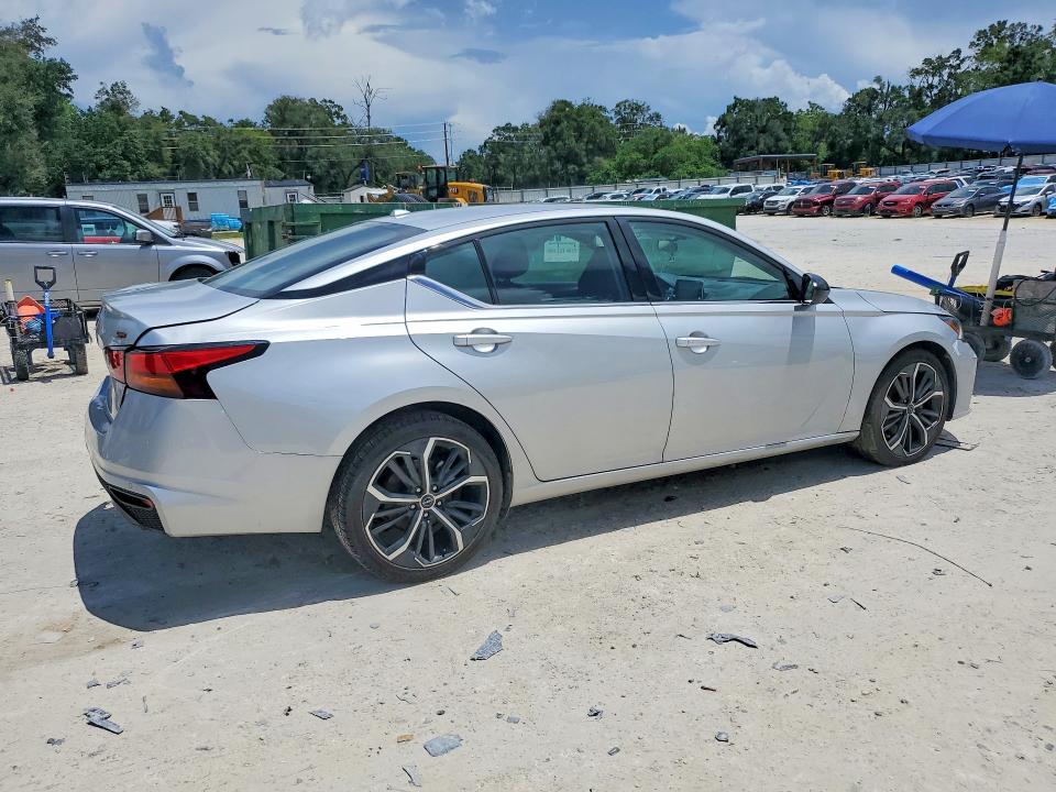 64271696 :رقم المزاد ، 1N4BL4CV2RN370533 vin ، 2024 Nissan Altima مزاد بيع